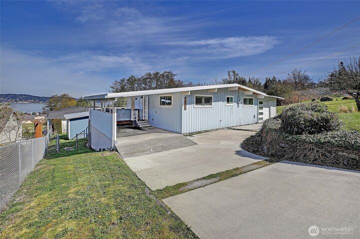 Property Photo:  804  Sandstone Lane  WA 98282 