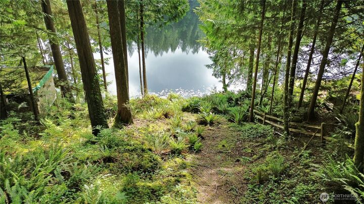 Property Photo:  3304 W Ames Lake Drive NE  WA 98053 