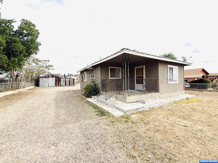 Property Photo:  309 C. St.  NM 88043 