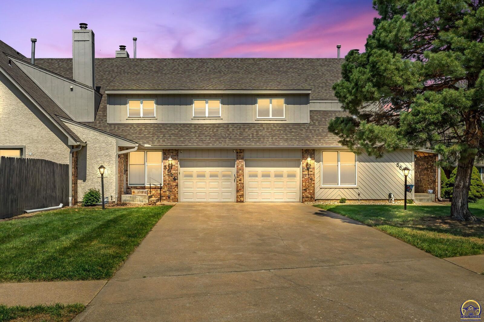 Property Photo:  5612 SW Foxcroft S. Cir  KS 66614 