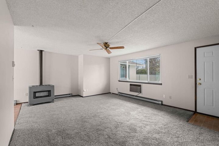 Property Photo:  3142 E 31st Ave 3144 E 31st Ave  WA 99223 