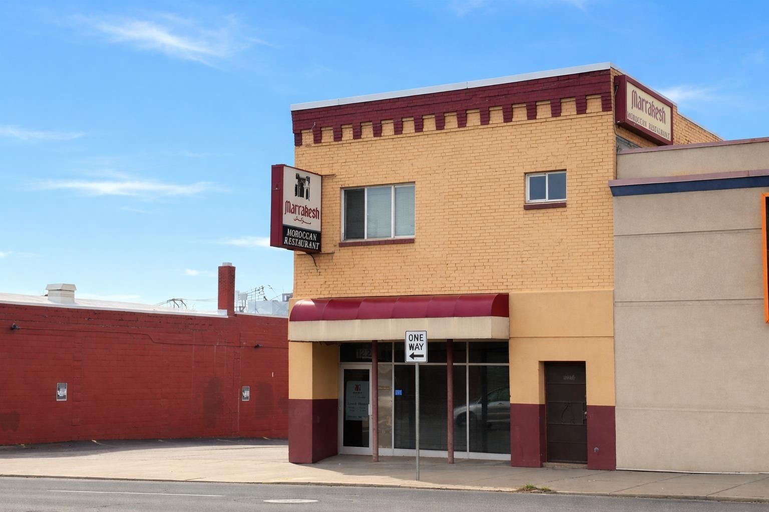 Property Photo: 1227 N Division St WA 99202