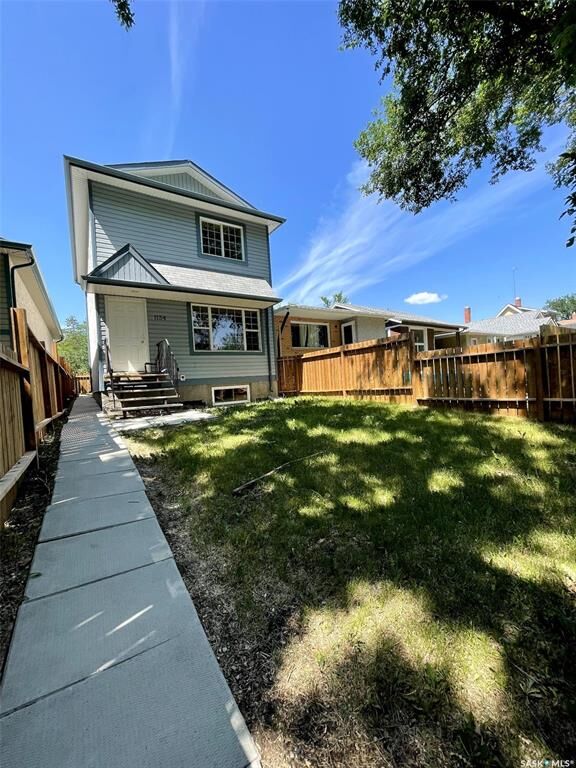 1154 Retallack Street — photo 1