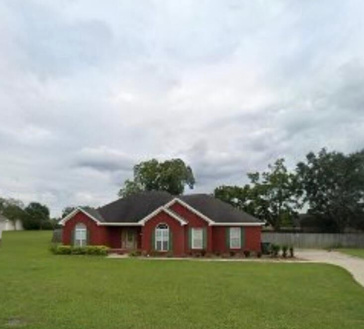 Property Photo:  411 Drake  AL 36305 