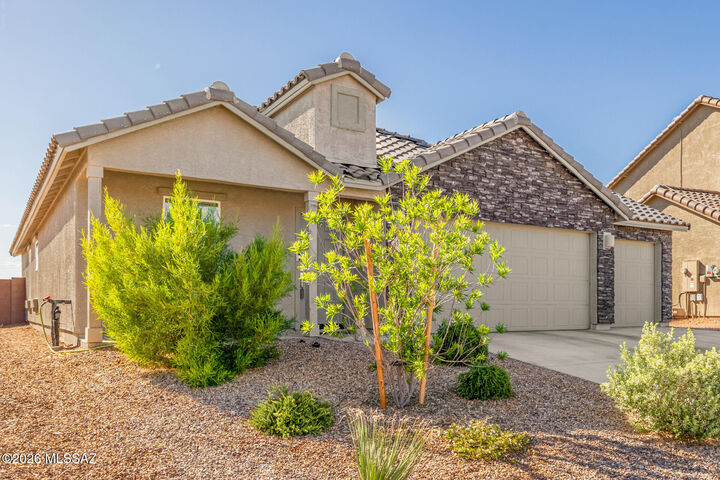Property Photo:  8342 S Clara Roberts Way  AZ 85747 