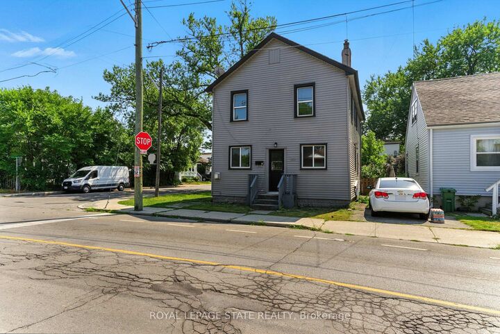 Property Photo: 510 Britannia Avenue ON L8H 1Z6