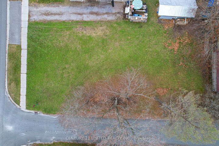 Property Photo:  128 Concession Street  ON K0L 2H0 