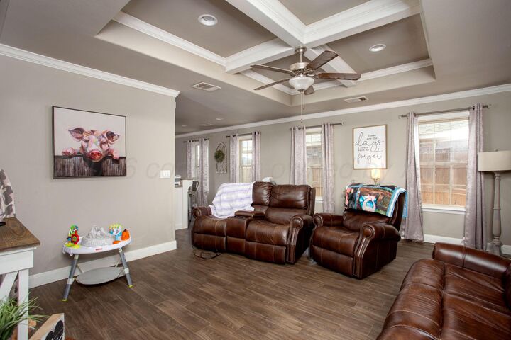 Property Photo:  4915 Gloster Street  TX 79118 