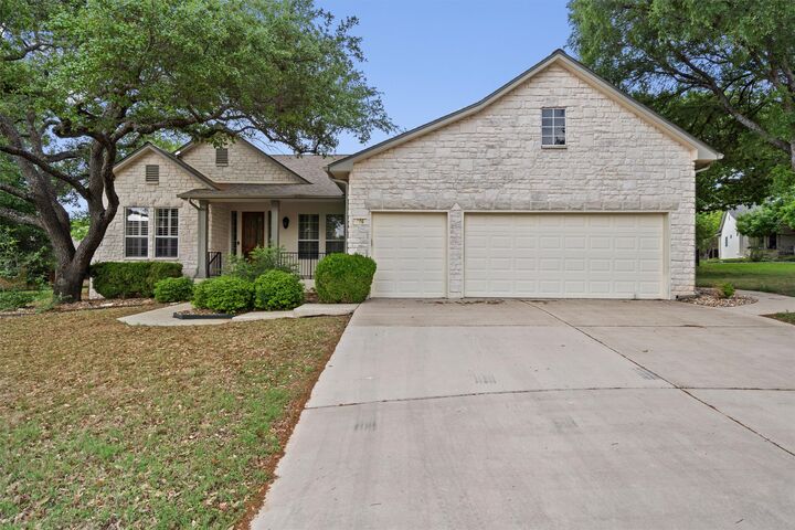 Property Photo:  106 Swallowtail Circle  TX 78633 