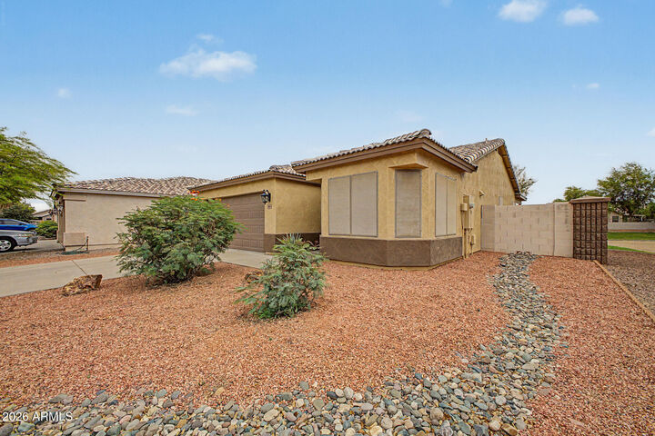 Property Photo:  10809 W Cambridge Avenue  AZ 85392 