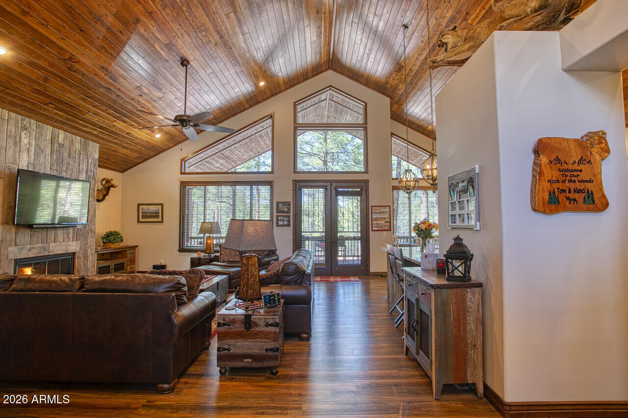 Property Photo:  4880 W Hawthorn Road  AZ 85901 