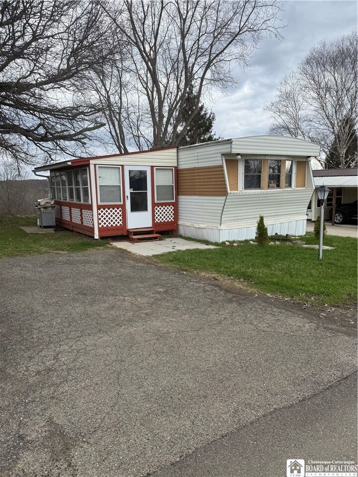 Property Photo:  124 High Acres Drive  NY 14712 