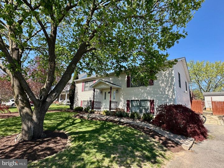 Property Photo: 213 Killdeer Road VA 22655