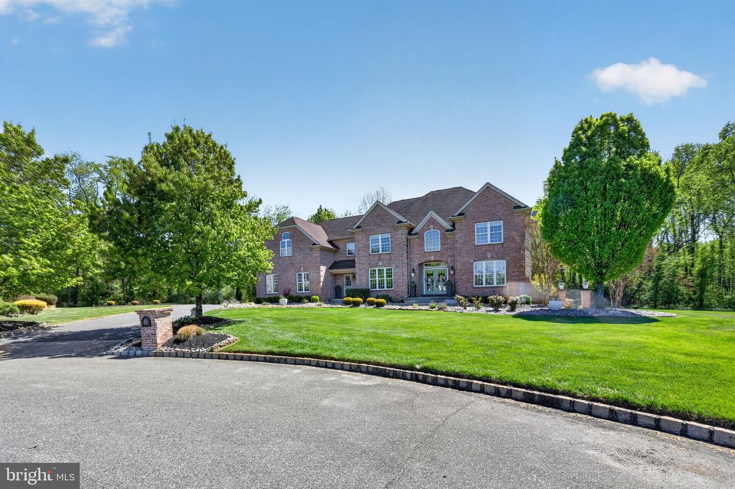 Property Photo:  233 Glen Haven Court  NJ 08085 