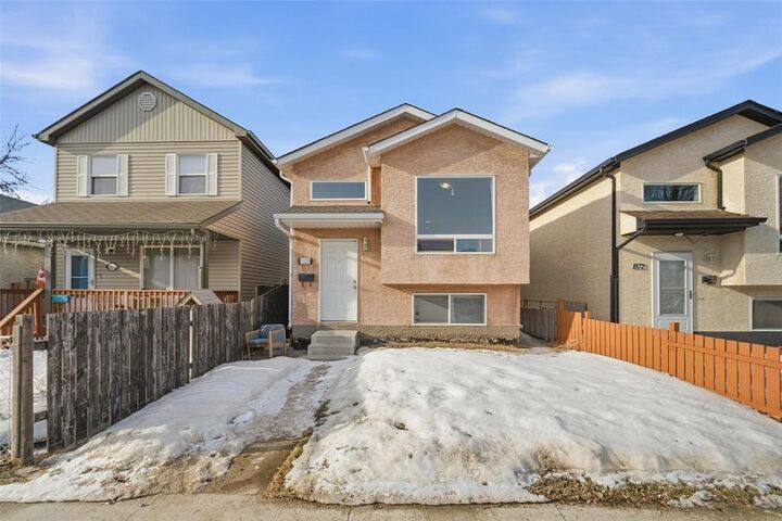 Property Photo:  1870 Alexander Avenue  MB R2R 0G7 