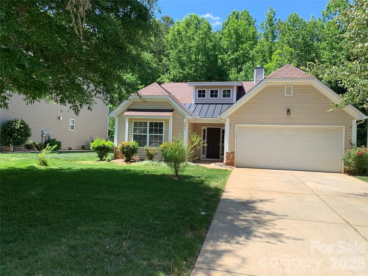 Property Photo: 4275 Wiregrass Road SC 29707