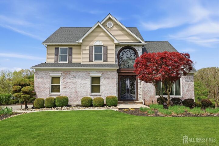 Property Photo:  6 Deerfield Drive  NJ 08831 