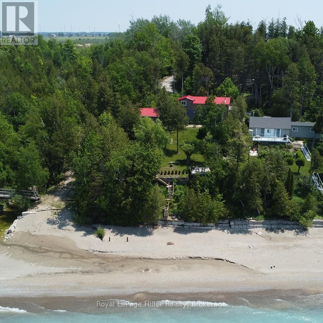 Property Photo: 84841 Shamrock Beach Road ON N7A 3X9