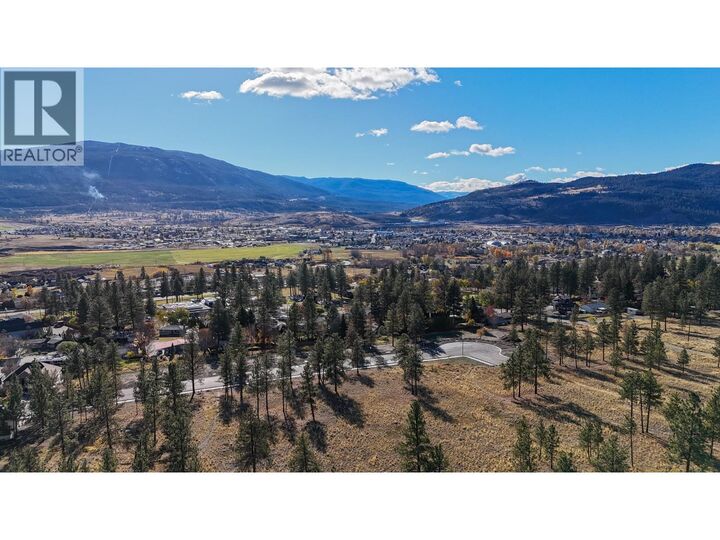 Property Photo:  2354 Nicholson Avenue  BC V1K 1L7 