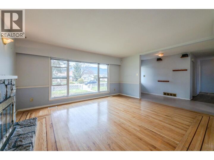 Property Photo: 1348 Government Street BC V2A 4V8