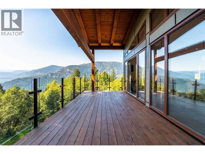 Property Photo: 1409 Ash Street BC V1L 2J3