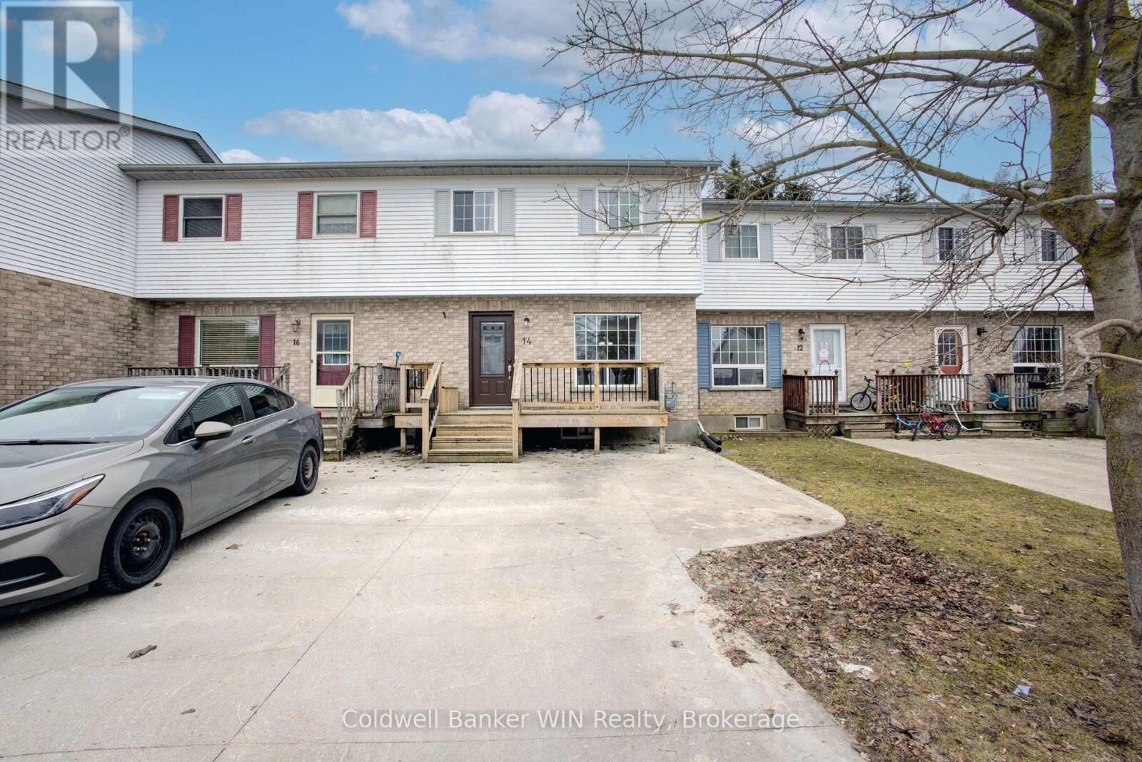 Property Photo: 14 Farrell Lane ON N0G 1A0
