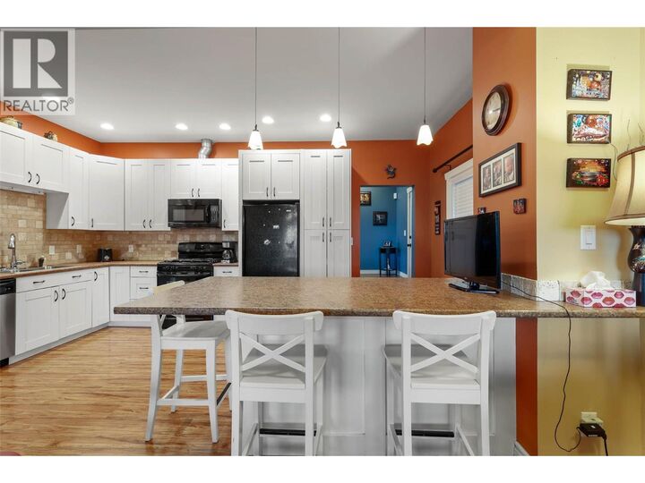 Photo de la propriété:  647 Hemlock Street  BC V2C 1C6 