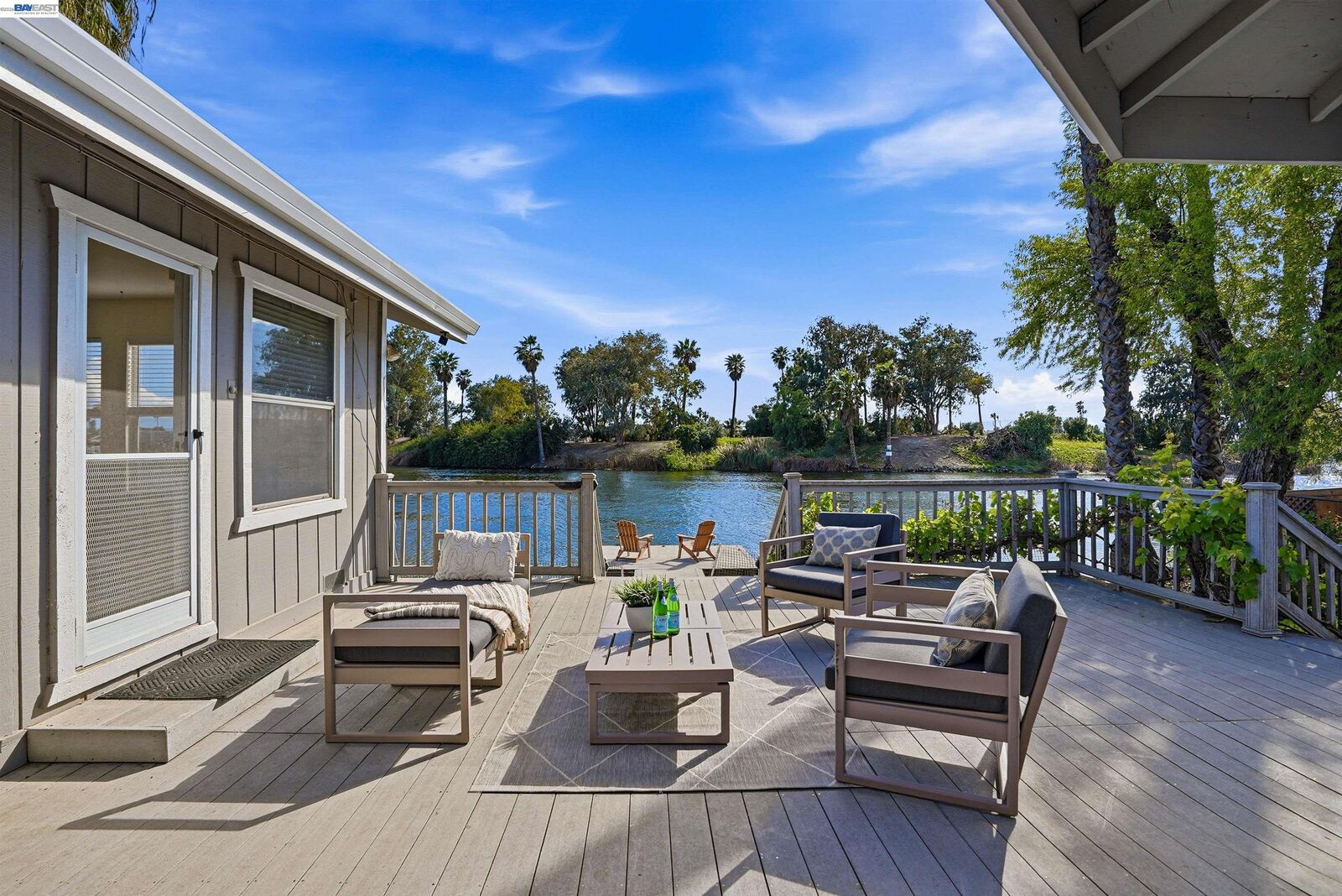 Property Photo:  5502 Drakes Ct  CA 94505 