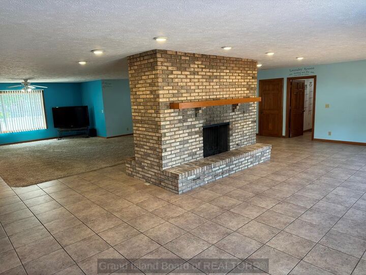 Property Photo: 2820 W Koenig NE 68803