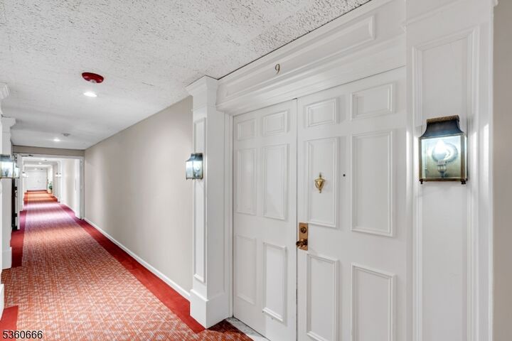 Property Photo:  260 Prospect Street, Unit 9  NJ 07090 