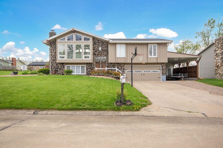 Property Photo:  1818 Beacon Street  MO 65265 