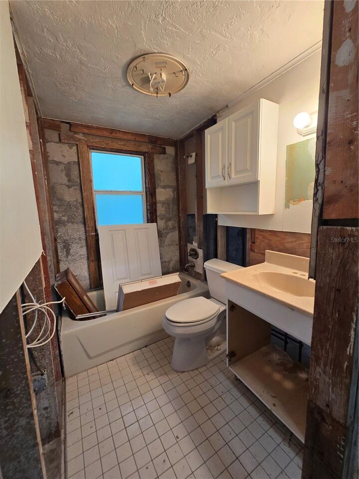 Property Photo:  4556 Edith Street  FL 34652 