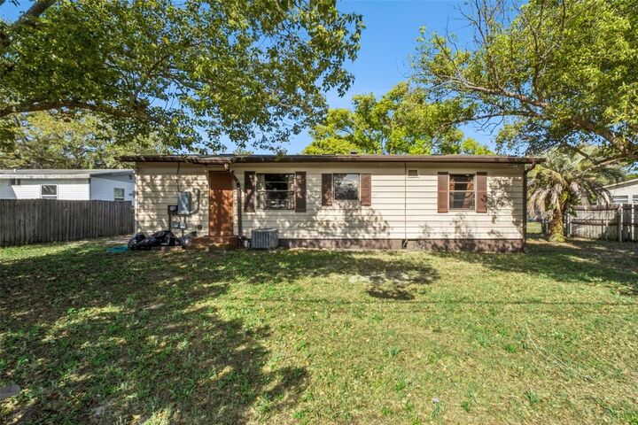 Property Photo: 217 Colony Drive FL 32707