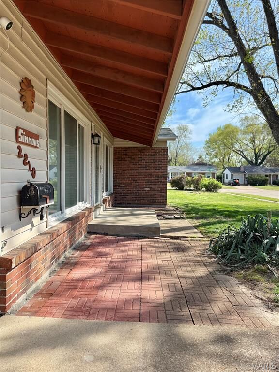 Property Photo:  2210 Spoonwood Lane  MO 63033 