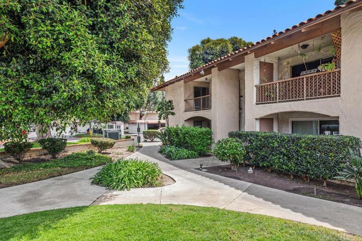 Property Photo:  6039 Rancho Mission Rd 204  CA 92108 