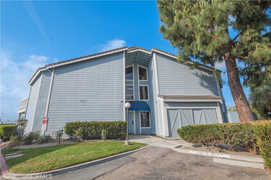 Property Photo:  7652 Cerritos Ave  CA 90680 
