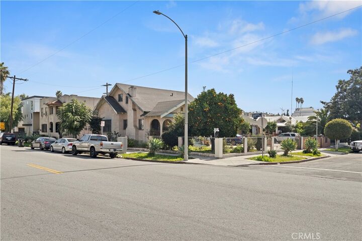 Property Photo:  4214 Rosewood  CA 90004 