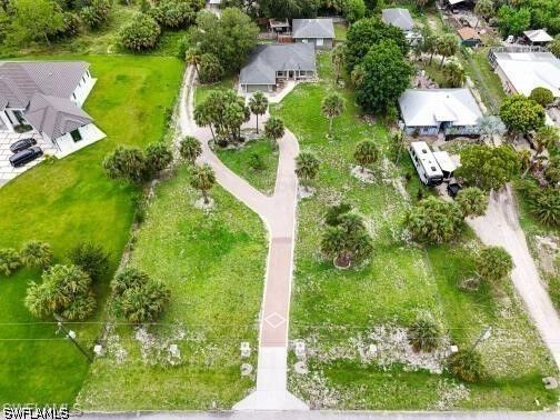 Property Photo:  141 18th Avenue NE  FL 34120 