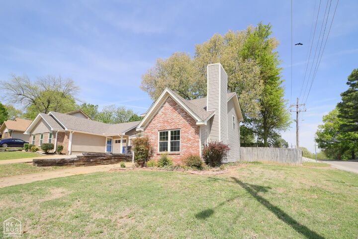 Property Photo:  1700 Heather Ridge Drive  AR 72401 