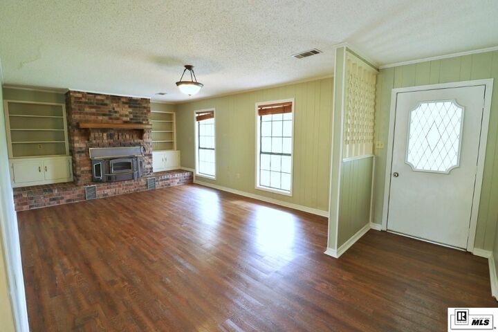 Property Photo:  951 Highway 136  LA 71280 