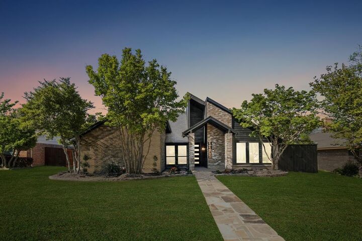 Property Photo:  1109 Kenshire Lane  TX 75081 