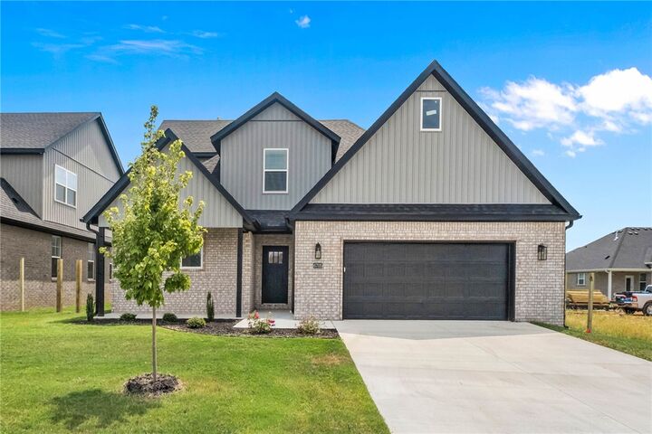Property Photo: 6705 SW High Meadow Boulevard AR 72713