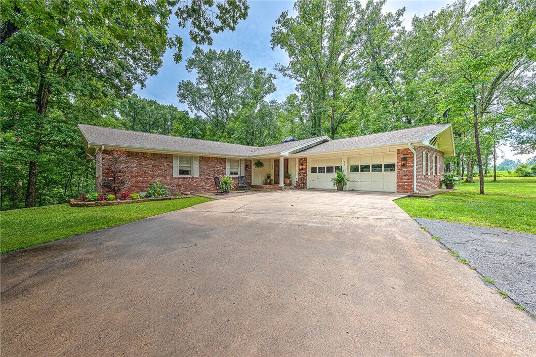 Property Photo: 200 Kayla Drive AR 72756