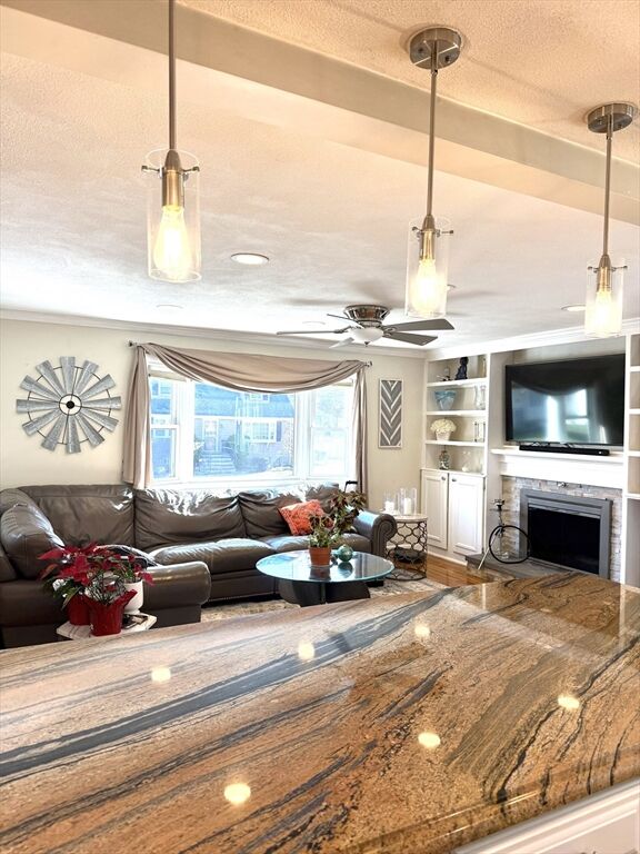 Property Photo:  5 Fred St 5  MA 01803 