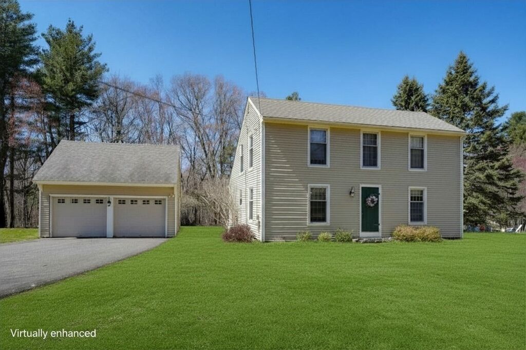 Property Photo:  20 Stratton Rd  MA 01519 