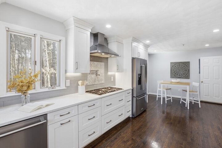 Property Photo:  20 Winterberry Way  MA 01730 