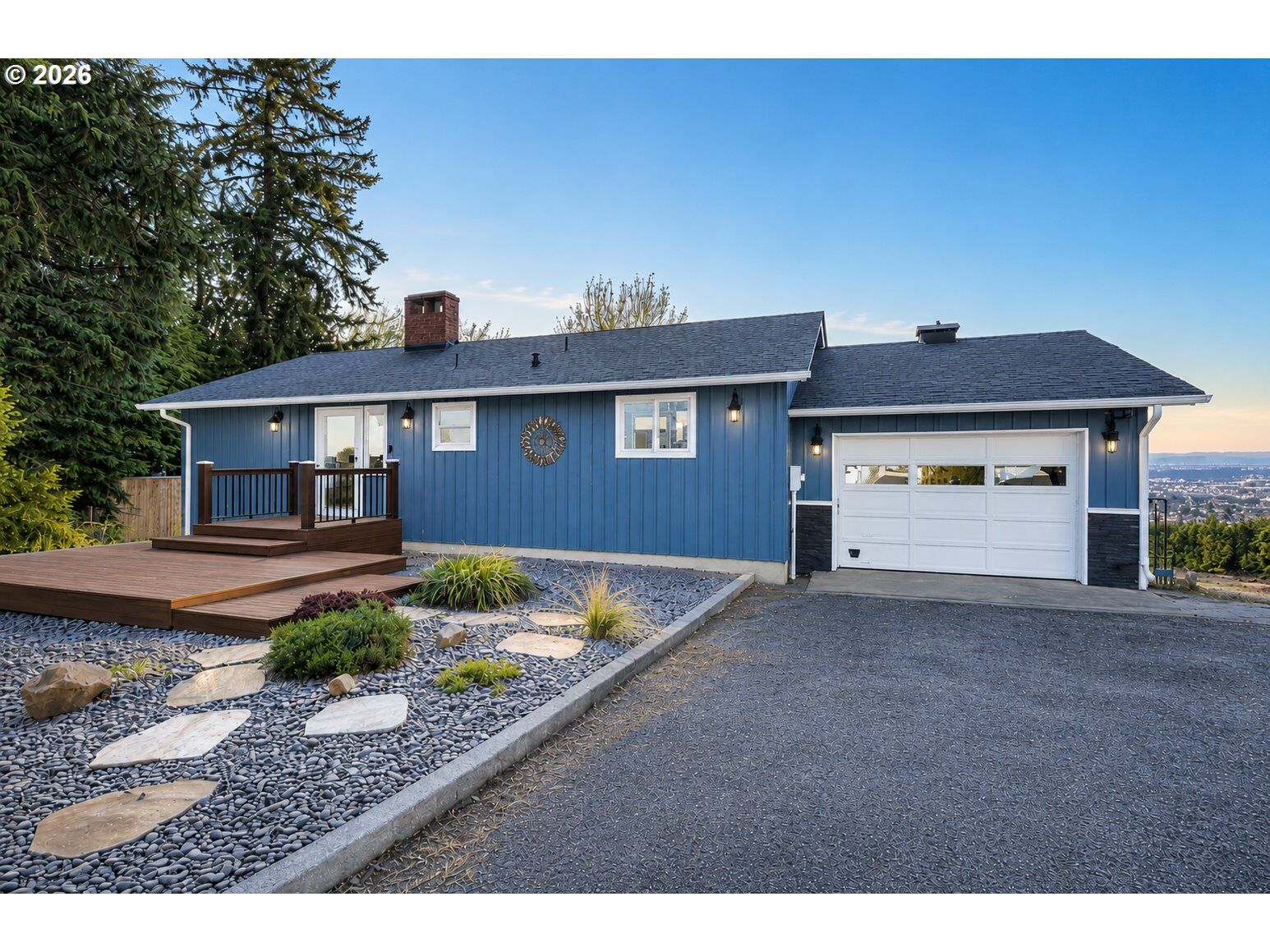 Property Photo:  155 Grandview Ter  WA 98632 