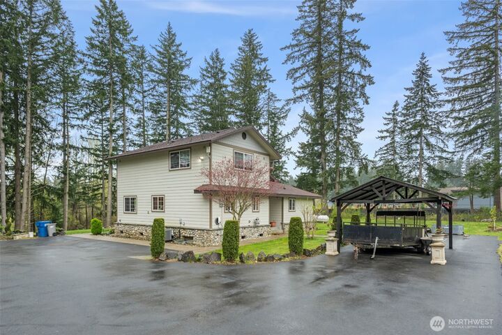 Property Photo:  18222 SE Wax Road  WA 98042 