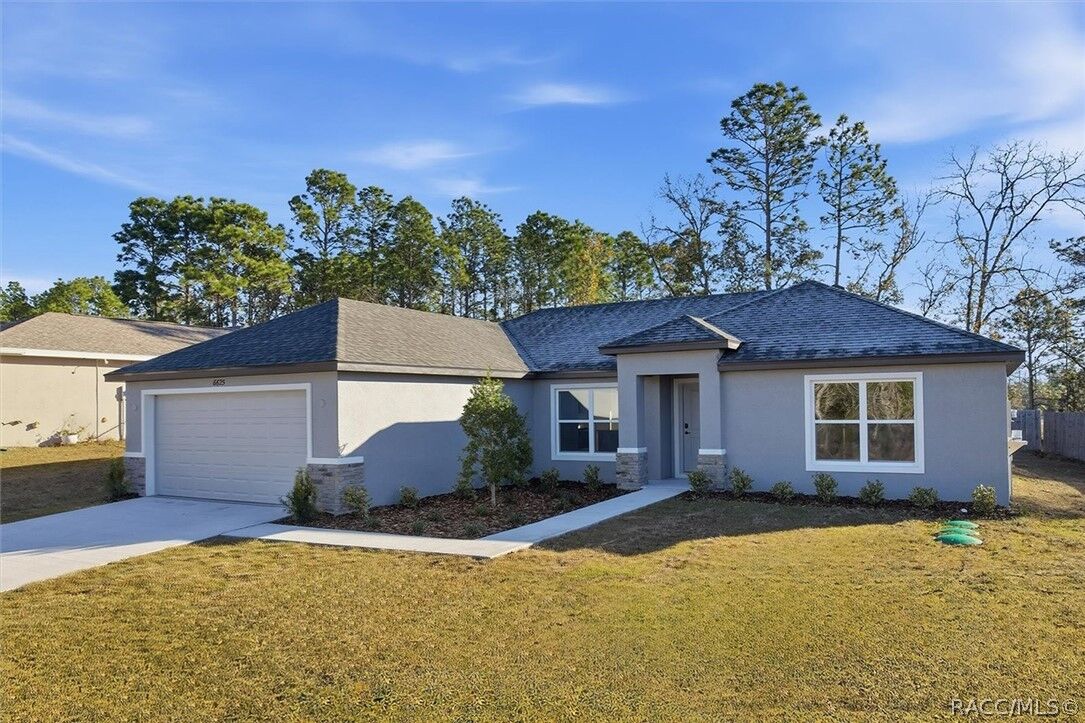 Property Photo:  7274 N Glendridge Circle  FL 34434 