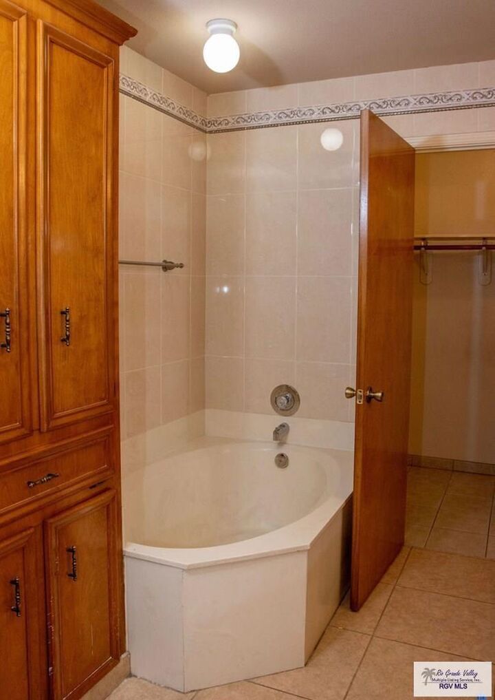 Property Photo:  627 Parkland Dr.  TX 78520 